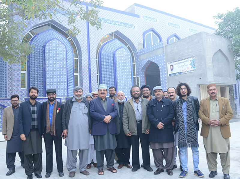 Calligrapher of Prophet Mosque Shafique-uz-Zaman visits MQI secretariat