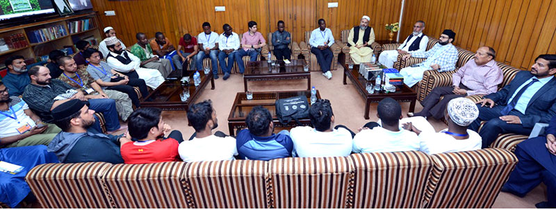 A delegation of international scholars call on Dr Hassan Mohi-ud-Din Qadri