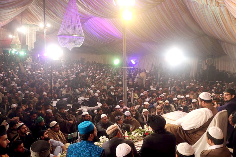 Dr Hussain Mohi ud Din Qadri addresses Urs ceremony in Lahore