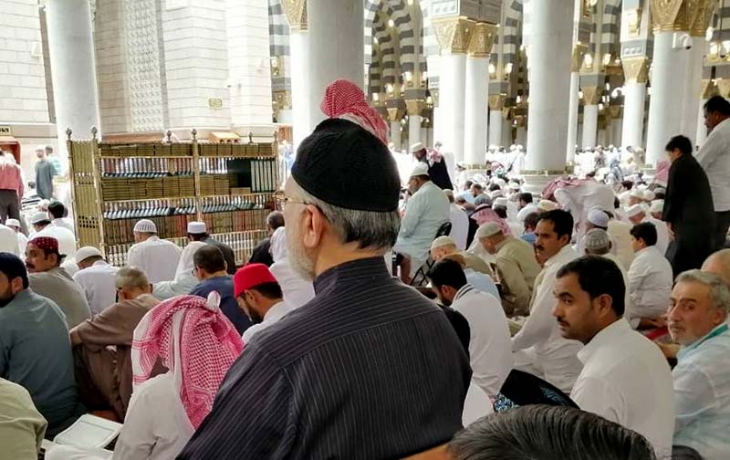 Dr Muhammad Tahir-ul-Qadri in the holy city of Madina