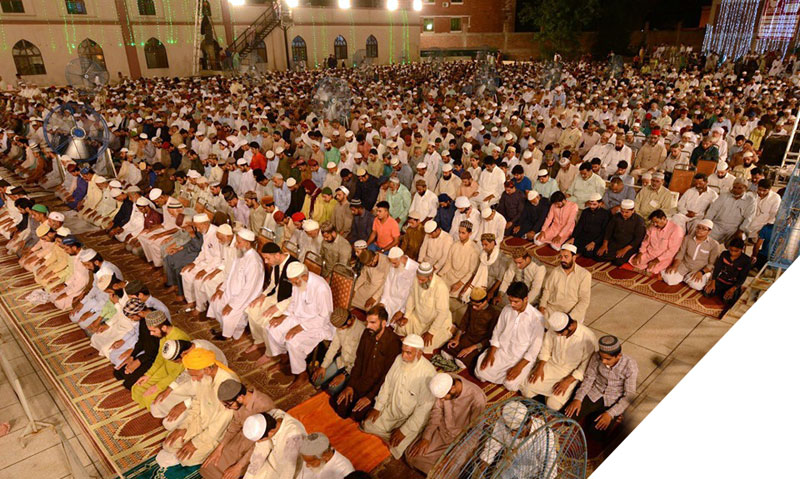 A view of Namaz e Tarawih in Itikaf City 2019