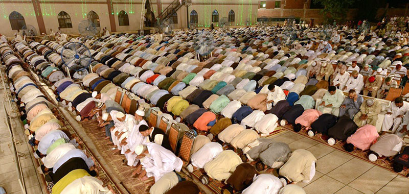 A view of Namaz e Tarawih in Itikaf City 2019