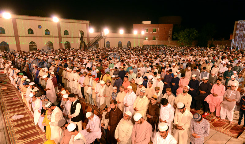 A view of Namaz e Tarawih in Itikaf City 2019