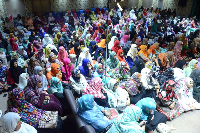 Dr Hassan Qadri addresses training session of Women
