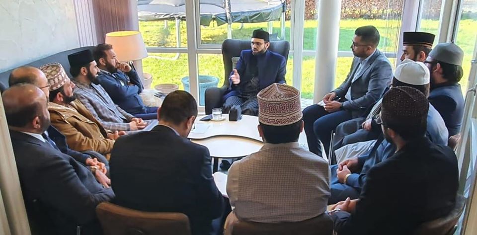 Executive members of MQI Denmark meet Dr Hassan Mohi-ud-Din Qadri