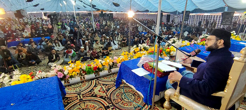 Dr Hassan Qadri addressing Farogh-e-Ishq-e-Mustafa Conference in Faisalabad