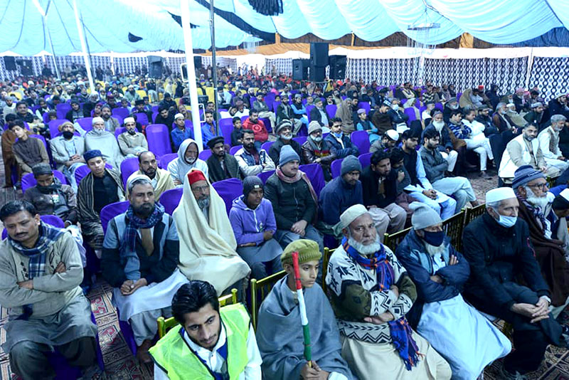 Dr Hassan Qadri addressing Farogh-e-Ishq-e-Mustafa Conference in Faisalabad