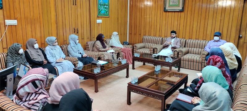 Dr Hassan Mohi-ud-Din Qadri addresses Minhaj-ul-Quran Women League meeting