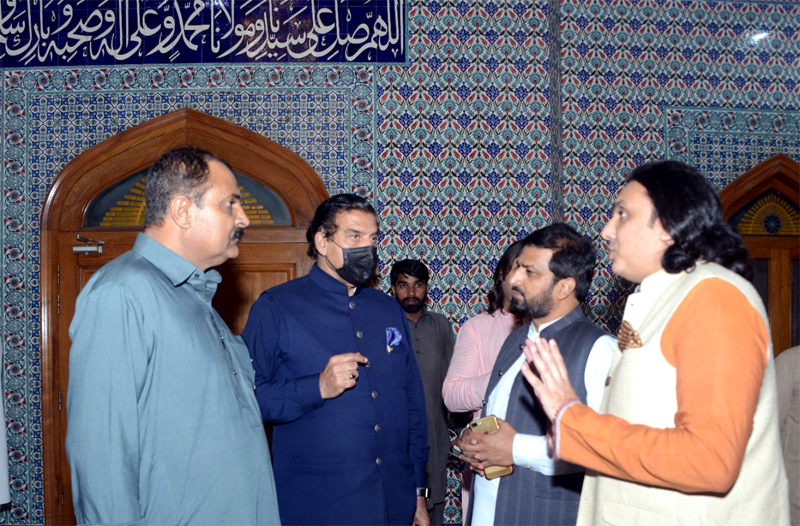 Former PM Raja Pervez Ashraf visits central secretariat of MQI