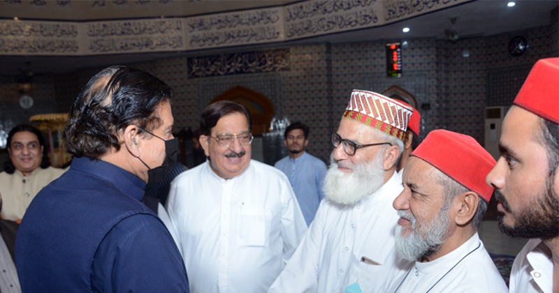 Former PM Raja Pervez Ashraf visits central secretariat of MQI