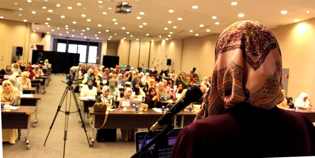 Dr Ghazala Qadri addresses Al-Tarbiyah Camp 2022 in Barcelona Spain