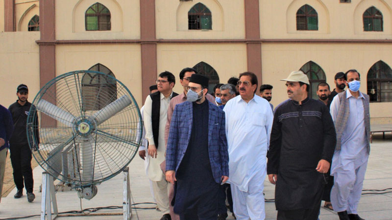 Dr Hassan Qadri visits Itikaf City of MQI