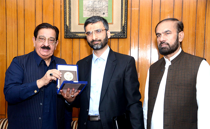 Irani deputy minister visits minhaj ul quran secretariat