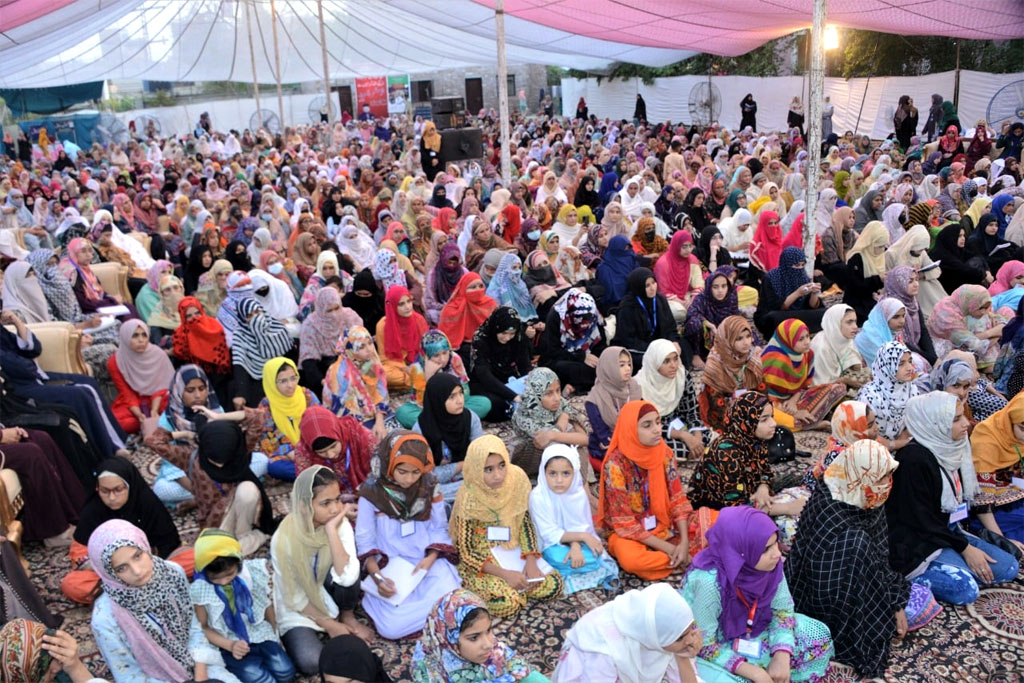 Dr Tahir ul Qadri addresses Mutakifeen in Minhaj ul Quran Itikaf City 2022