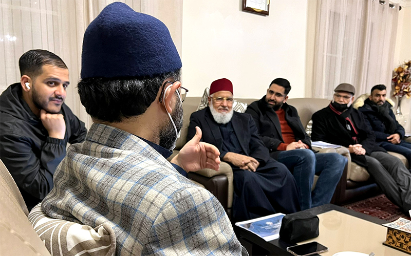 MWF and MTS teams brief Dr Hassan Mohi-ud-Din Qadri