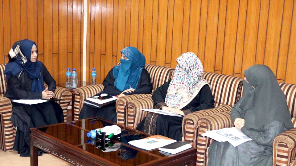Minhaj ul Quran Women League Executive Committee meets Mrs Fizzah Hussain Qadri