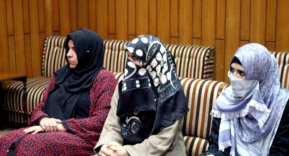 Minhaj ul Quran Women League Executive Committee meets Mrs Fizzah Hussain Qadri