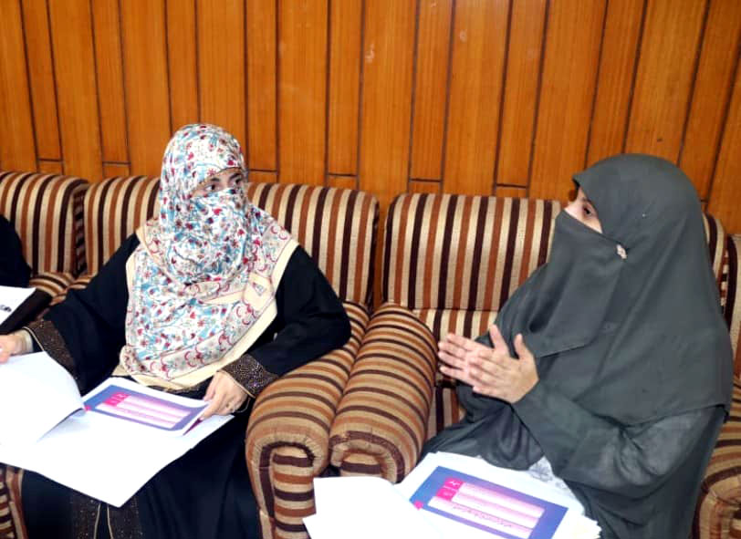 Minhaj ul Quran Women League Executive Committee meets Mrs Fizzah Hussain Qadri