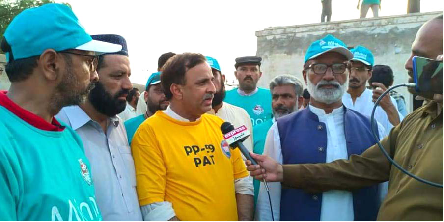 Mian Rehan Maqbool visits flood hit areas of Layyah