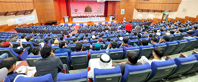 Dr Hassan Mohi-ud-Din Qadri addressed a Milad Conference in South Korea