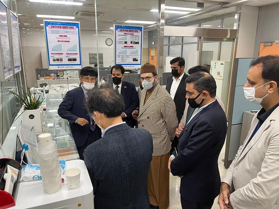 Dr Hassan Mohi ud Din Qadri visits Tech University of Korea Siheung-si