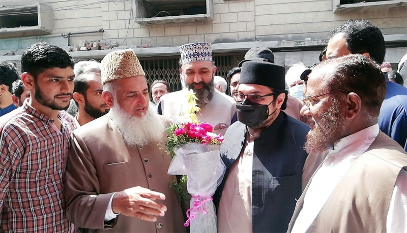 Dr Hussain Qadri visits Minhaj Welfare Foundation Mobile Medical Unit