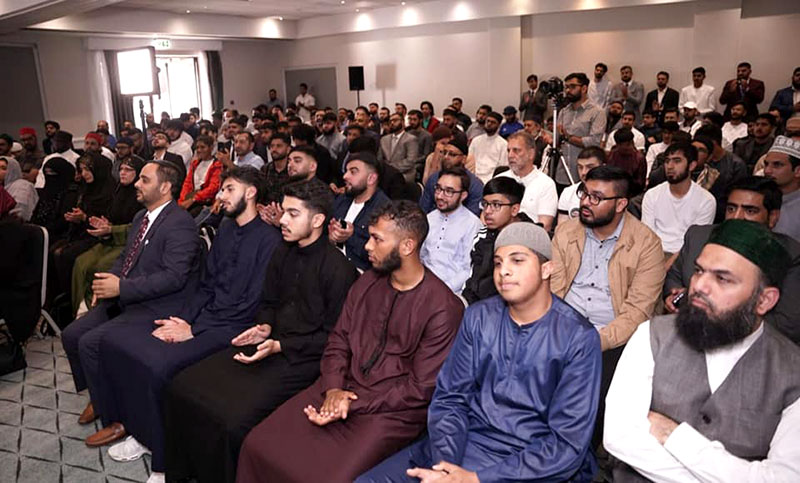 Dr Muhammad Tahir-ul-Qadri addressed National Youth Conference UK