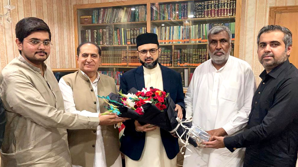 President All-Pakistan Small Traders Association and Industries Babar Butt met Dr Hassan Mohi-ud-Din Qadri