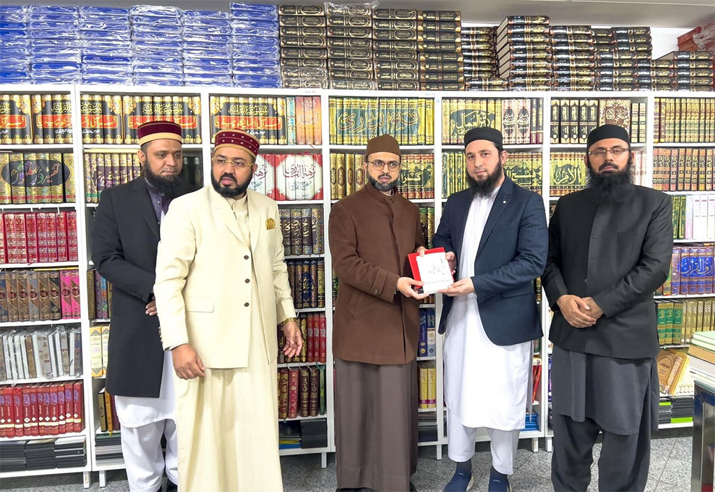 Religious scholars hold a meeting with Dr Hassan Mohi-ul-Din Qadri in Denmark