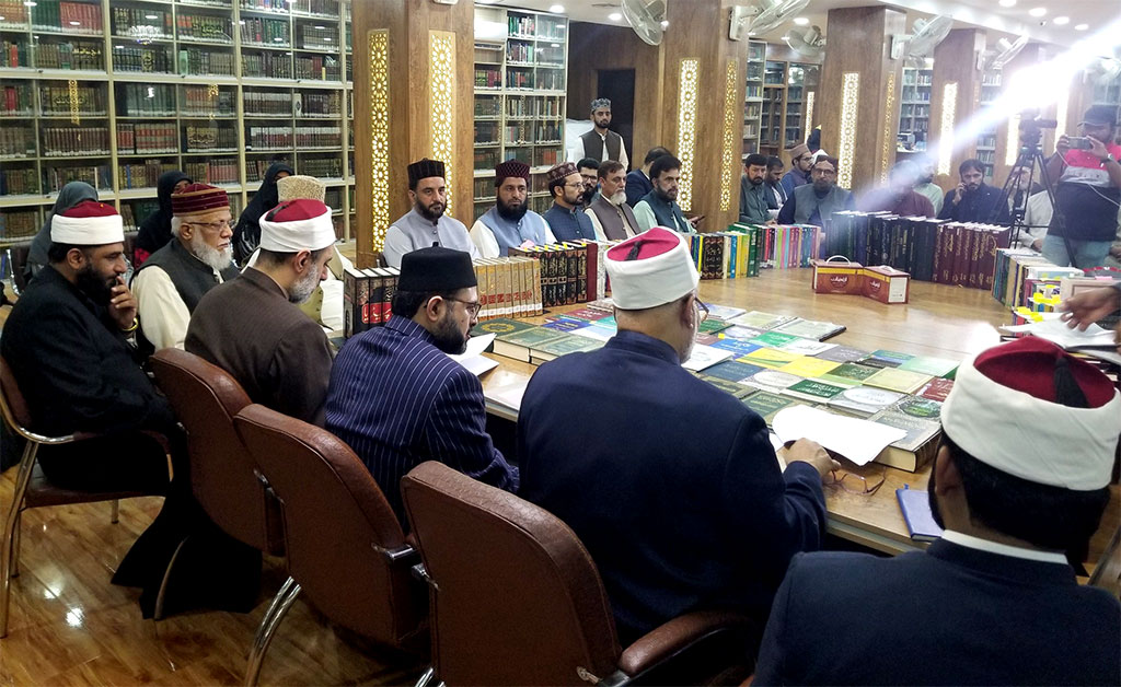 Egyptian Shuyukh delegation visits Farid e Millat Research Institute