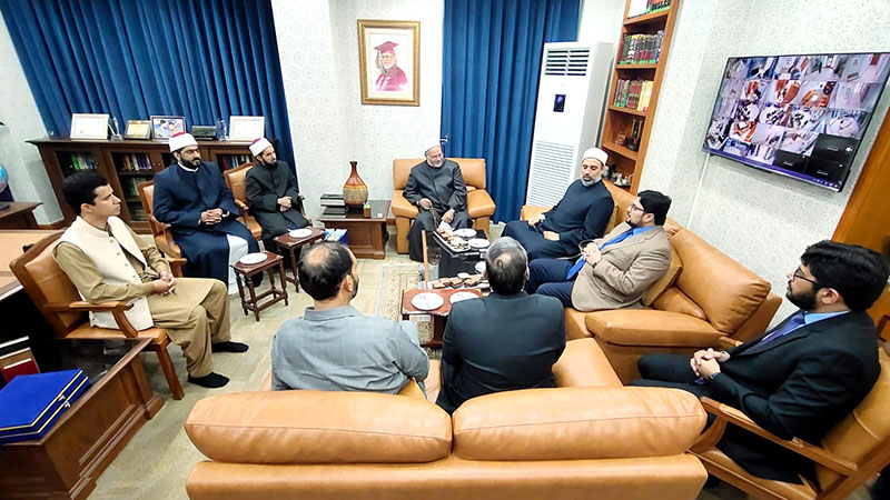 Egyptian Shuyukh delegation visits minhaj university lahore