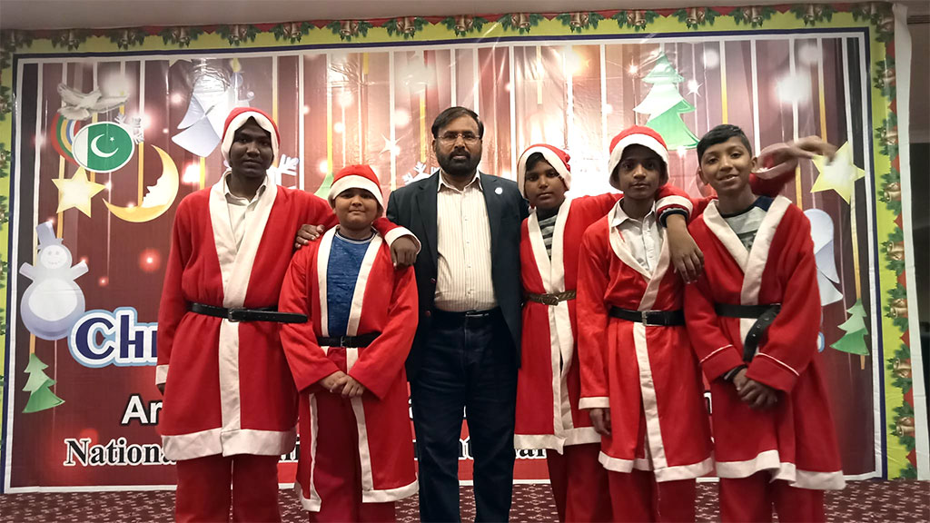 Christmas celebrations by Minhaj ul Quran Interfaith Relations