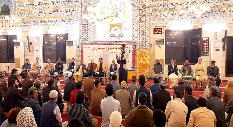 Khurram Nawaz Gandapur addressing Tajdid e Ahd e Wafa seminar in Karachi
