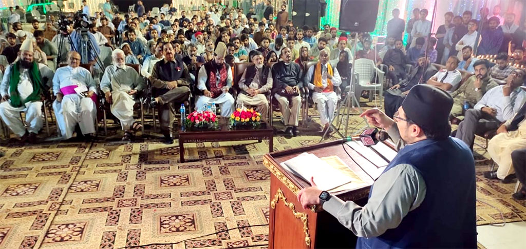 Dr Hussain Qadri addresses Milad feast ceremony