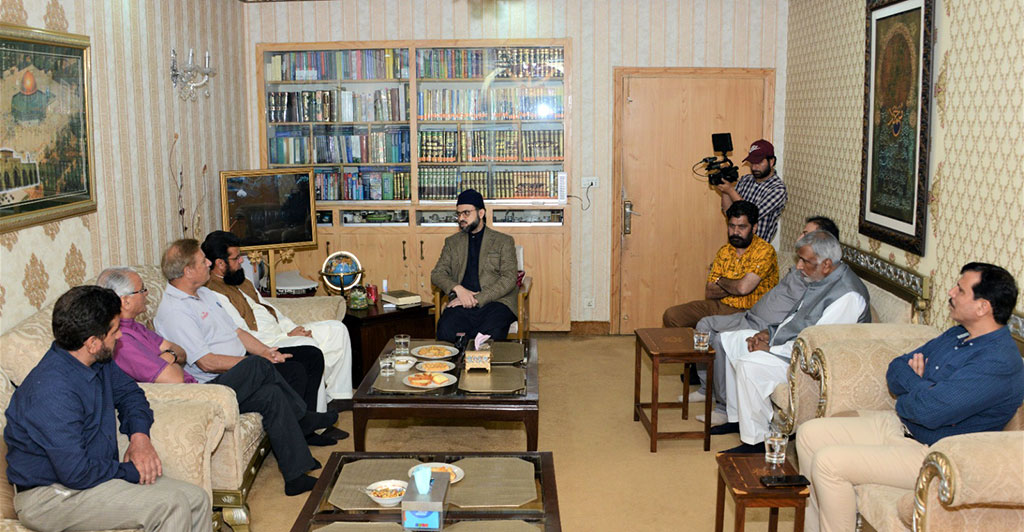 Aleem Dar calls on Dr Hassan Qadri - 3