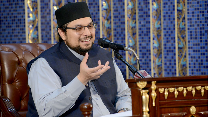 Dr Hassan Qadri Adressing jumma