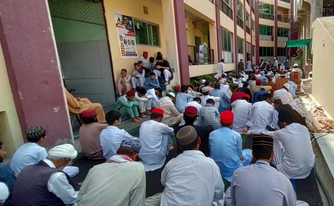 Dr Hassan Mohi ud Din Qadri addresses Jummah tul Wida gathering Itikaf City 2023 - 6