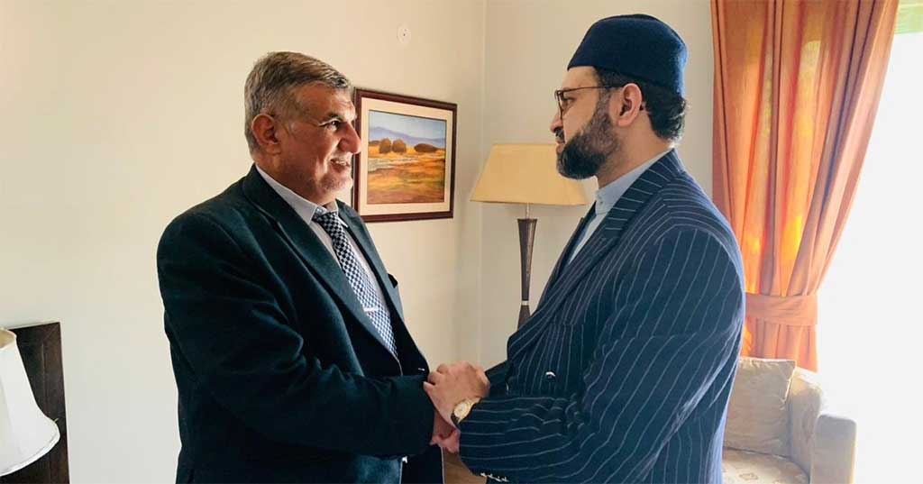 Dr Hassan Qadri welcomed the guests from Egypt