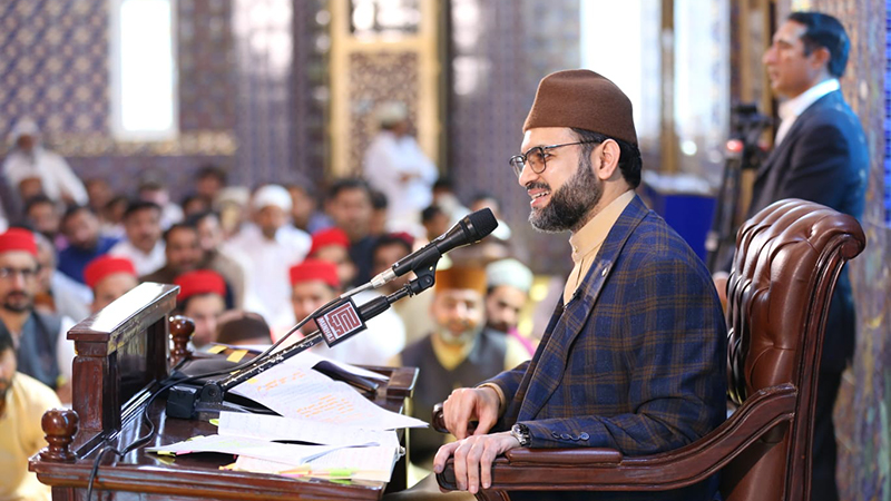 Dr Hassan qadri Adressing friday sermon