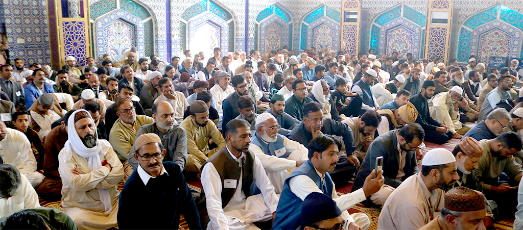 Dr Hussain Qadri adressing Khutba Jummah in Jamia Shaykh-ul-Islam