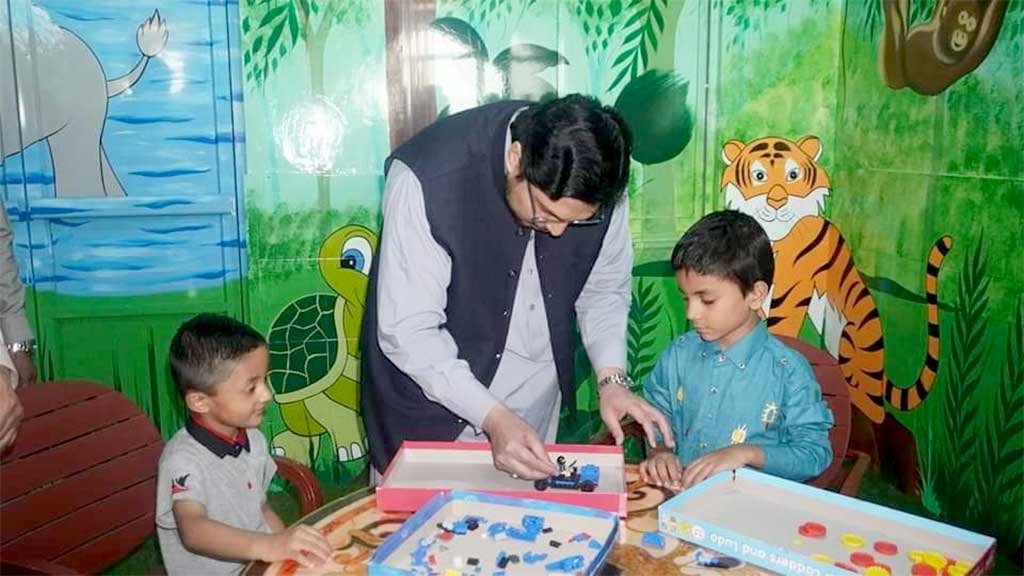 Dr Hussain Qadri visited Agosh Orphan Care Home