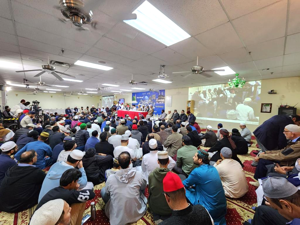 Dr Tahir ul Qadri Participate in Ghos e Azam Conference in mississauga canada