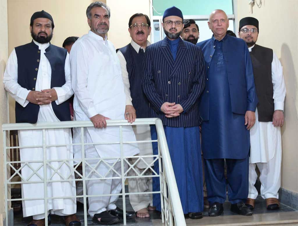 Ex Governor punjab Ch Sarwar's visit Itikaf City