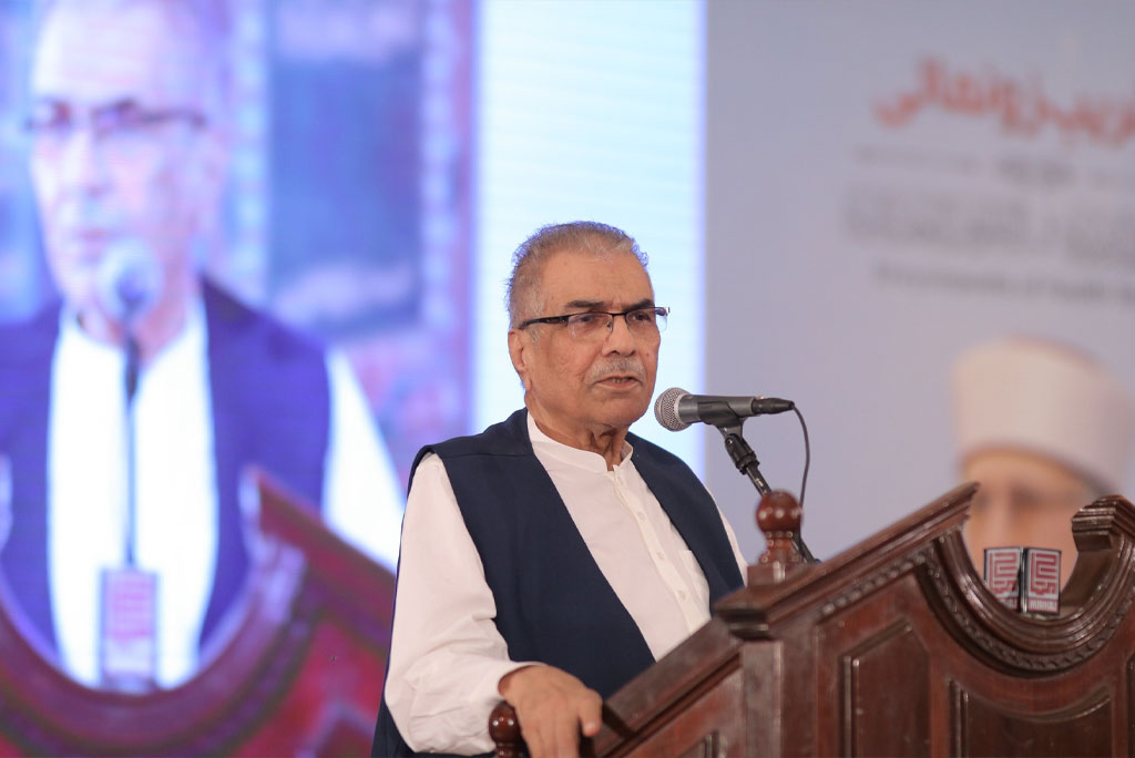 mujeeb ul rehman shami adressing