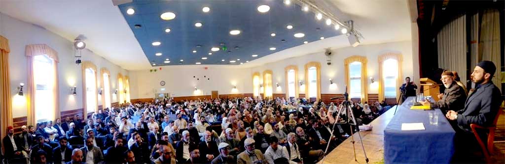 Dr Tahir ul Qadri addressing Tarbiyati Session in Malmo Sweden -3