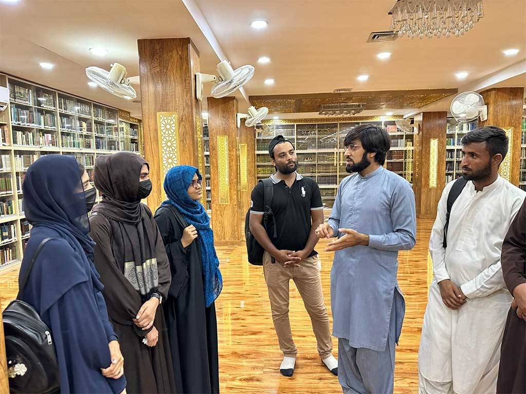 Minhaj University Students Visit Minhaj-ul-Quran secretariat Lahore