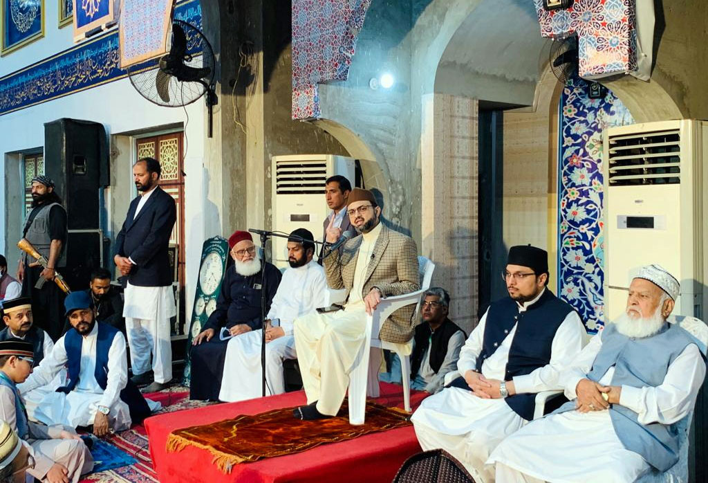 Dr Hassan Qadri addressing Mutakifeen in Itikaf City Jame al Minhaj - 2