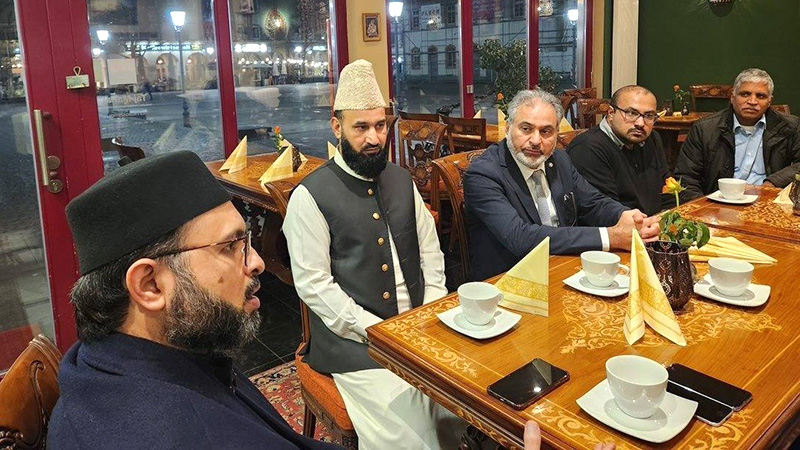President Jamia Mosque Aqsa arranged a dinner in the honor of Dr. Hassan Qadri