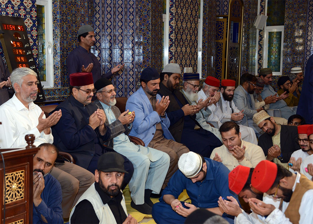 Spiritual gathering of Shab-e-Barat and Gosha e Durood Majlis