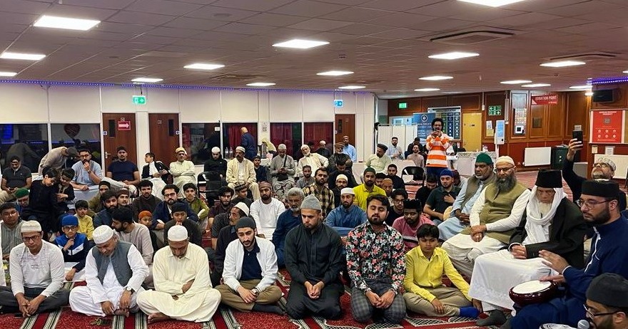 Impacting Hearts and Minds: Shaykh Hammad Memorable Talk in the UK -6